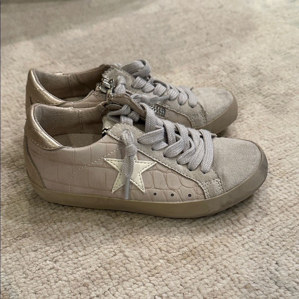 ShuShop Kids Sneakers in Cream and Gray